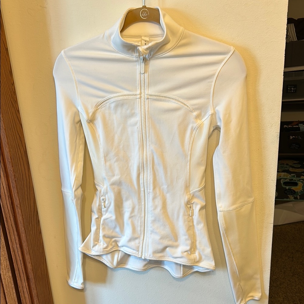 Lululemon Athletica White Ski Jacket with Performance Fabric